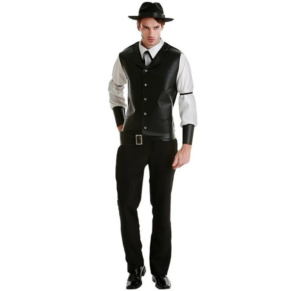 Hauntlook Other - Hauntlook Daring Desperado Halloween costume for men‎ in a size medium new